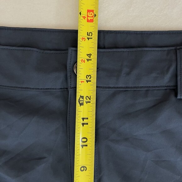 MAGELLAN Outdoors Women's Classic Fit Stretch Navy Shorts Size 3X High Rise - Picture 12 of 15